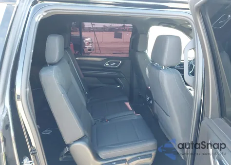 2021 Chevrolet Suburban 2Wd Ls z USA, uszkodzony, nr VIN 1GNSCBKDXMR216443